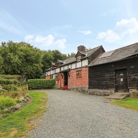 Caerau Farm House 拉尼德洛伊斯 外观 照片