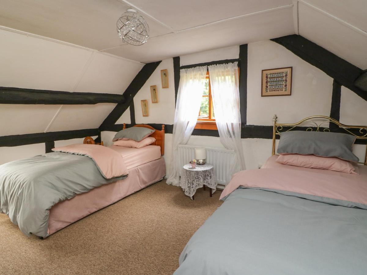 Caerau Farm House 拉尼德洛伊斯 外观 照片