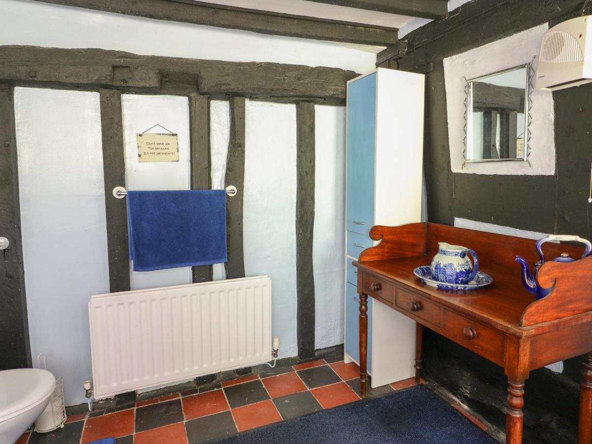 Caerau Farm House 拉尼德洛伊斯 外观 照片