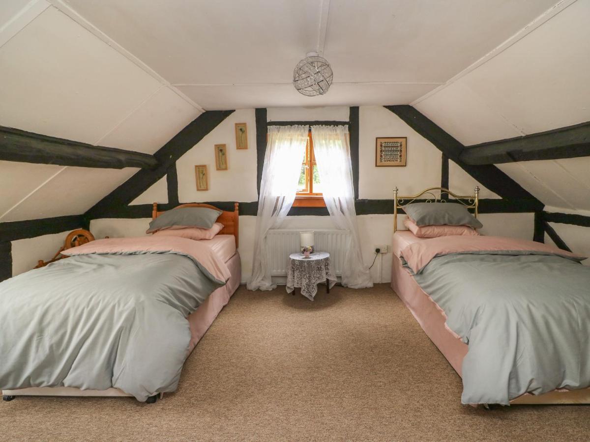 Caerau Farm House 拉尼德洛伊斯 外观 照片